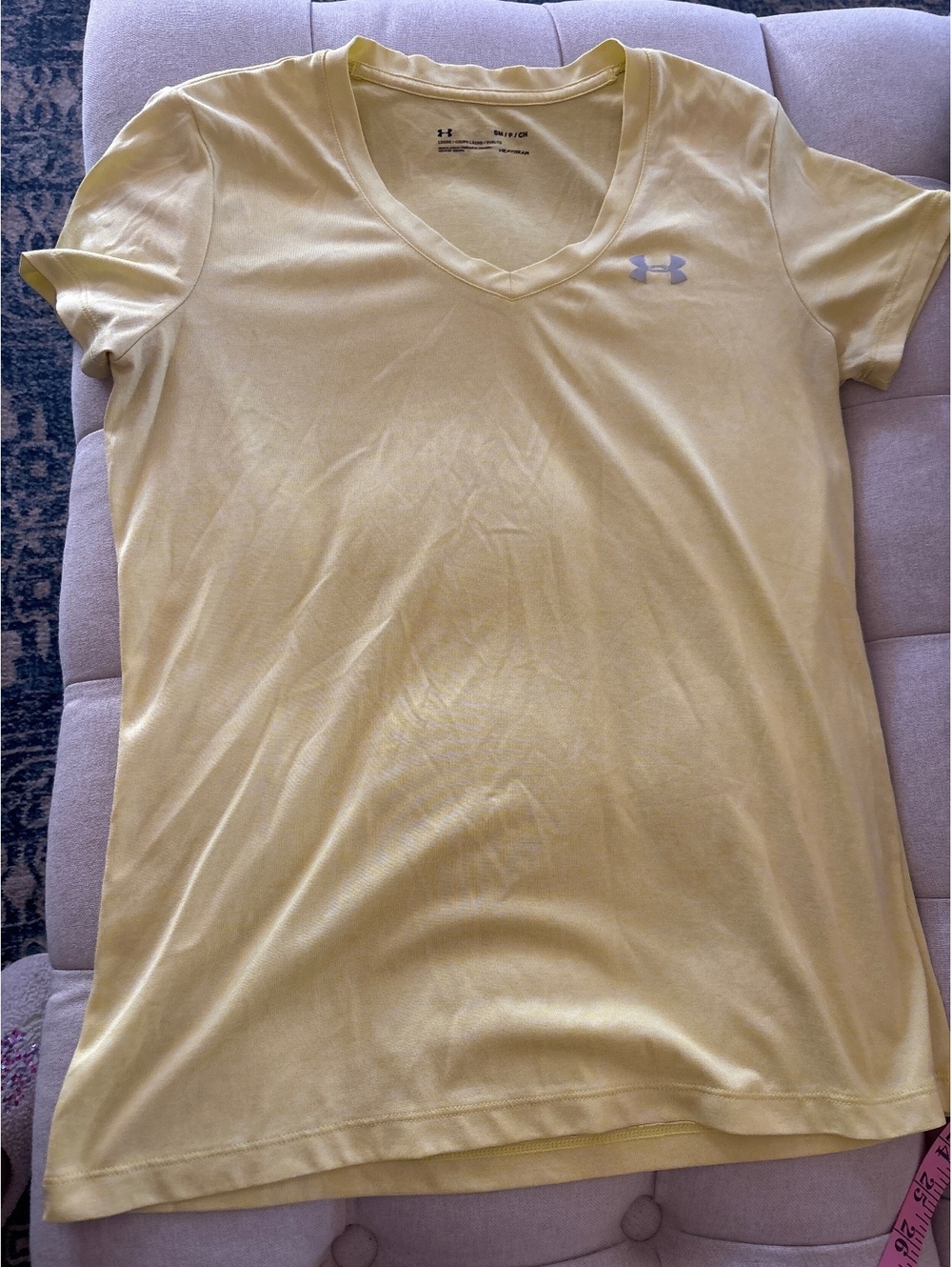 Under Armour short sleeve women’s size small yellow